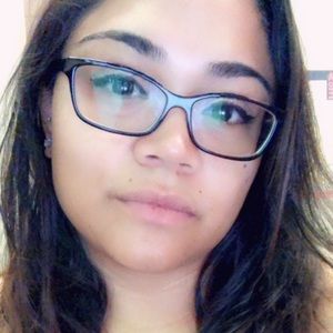 Meet your Posher, Alexandra